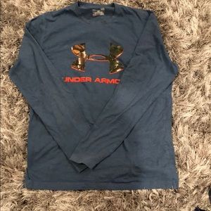 Under armour long sleeve t-shirt